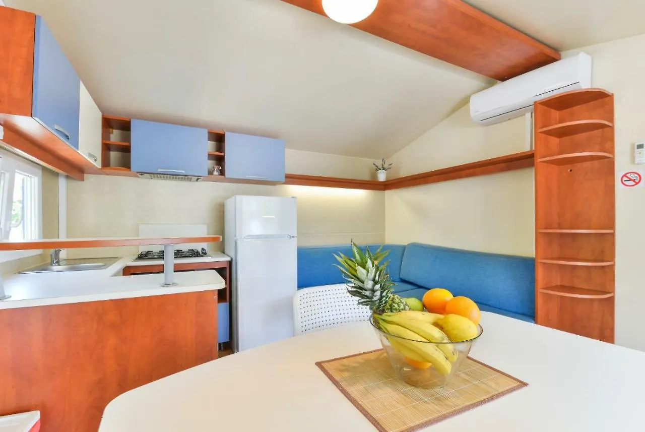 別荘 Mobile House 5 Laguna トゥラニ