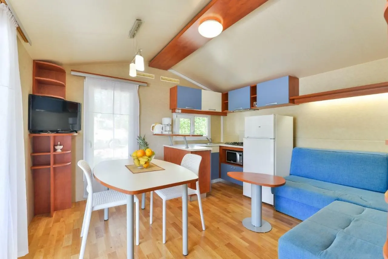 別荘 Mobile House 5 Laguna トゥラニ