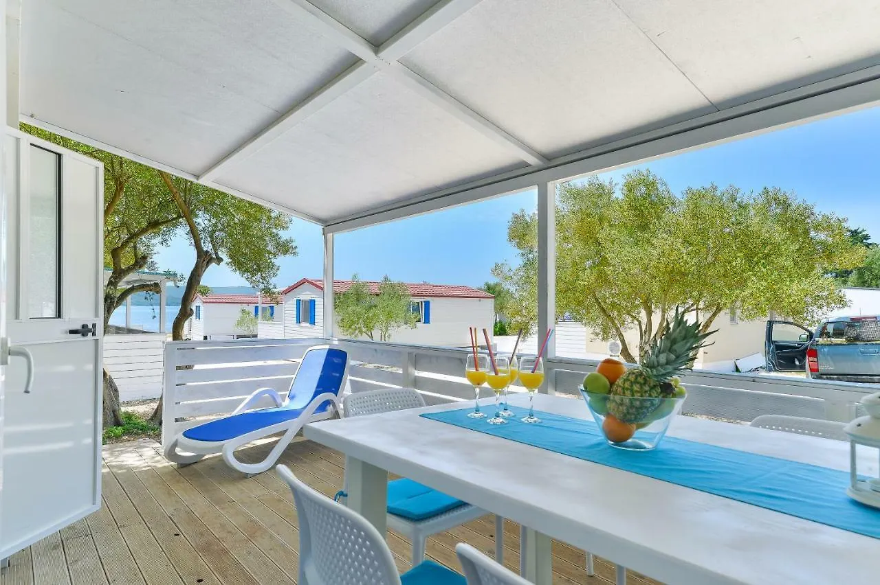 Mobile House 5 Laguna Turanj 0*,  Croatia